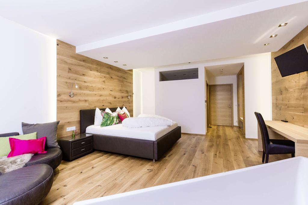 Trippelgut - Schlafgut Hotel Feldkirchen In Kaernten Ngoại thất bức ảnh
